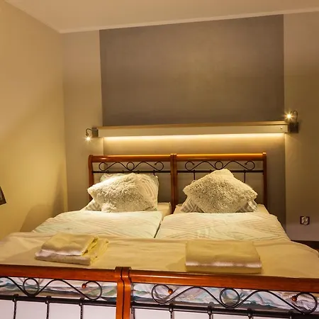 Guest house Gosciniec Krutynski *